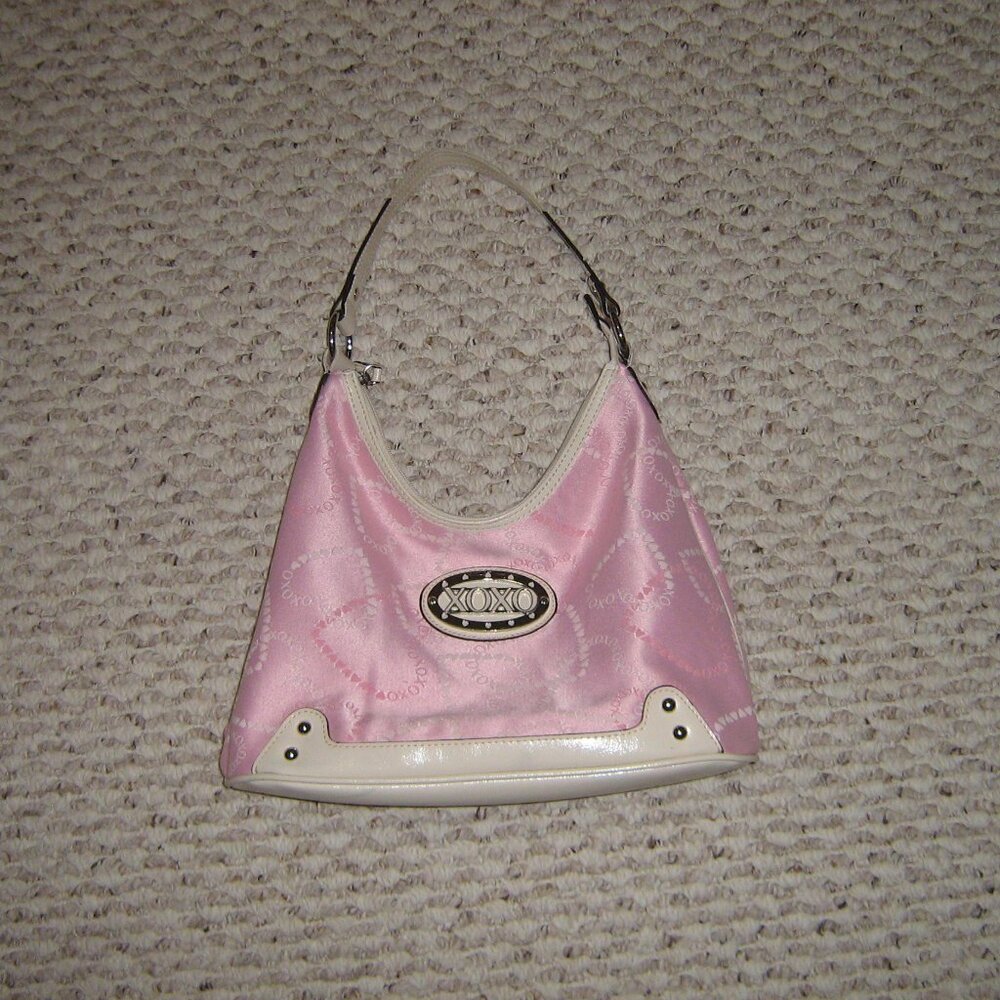 xoxo shoulder bag